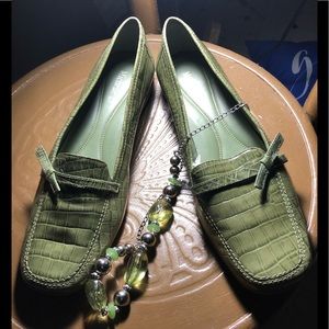 Green Michelle D Loafers